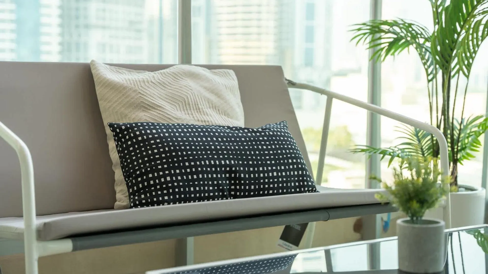 Prime 2Br Near Marina Mall & Tram Dubai 0*,  United Arab Emirates