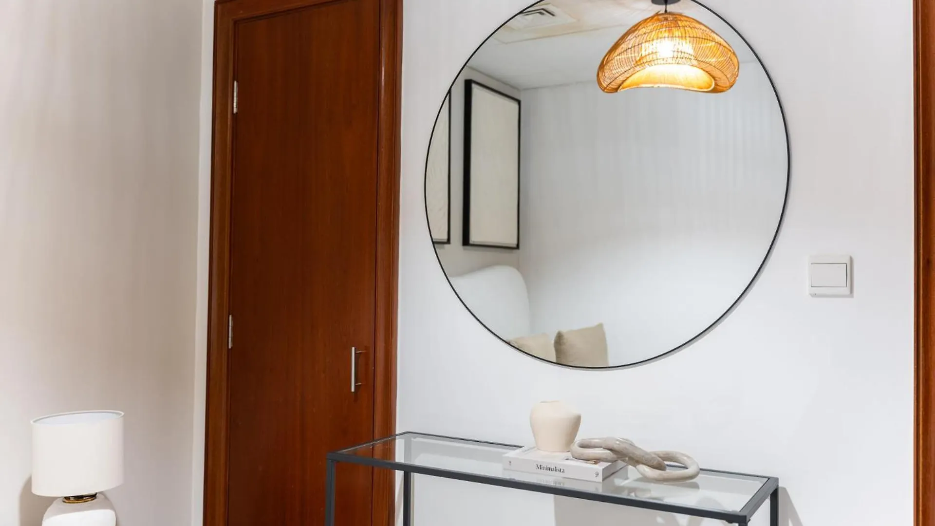 Prime 2Br Near Marina Mall & Tram Dubai 0*,  United Arab Emirates