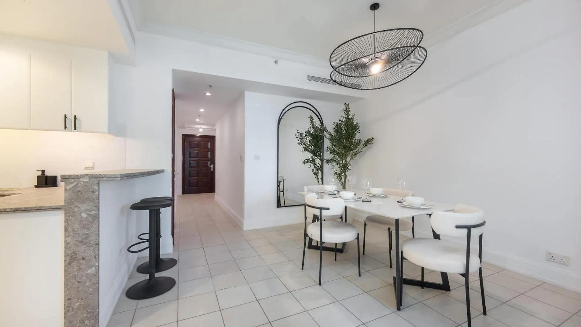Prime 2Br Near Marina Mall & Tram Dubai