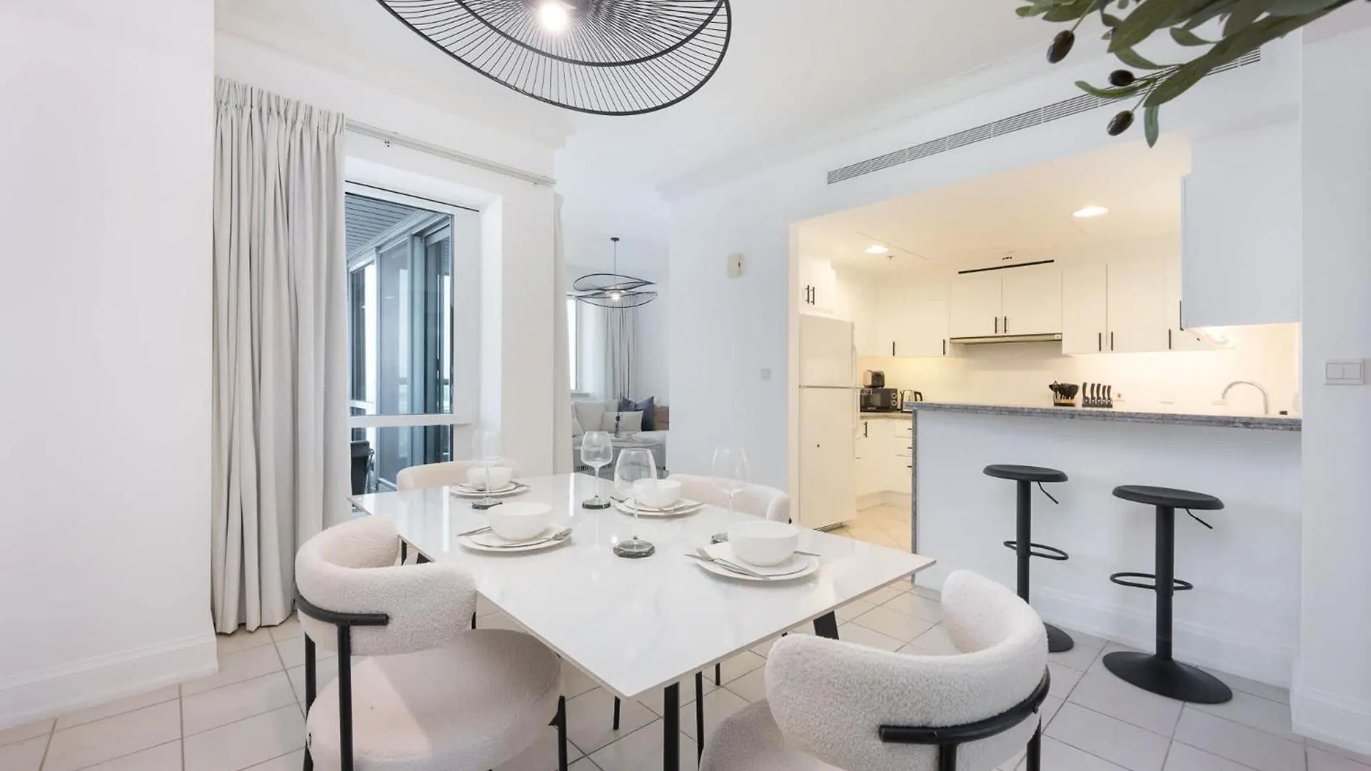 Apartment Prime 2Br Near Marina Mall & Tram Dubai United Arab Emirates