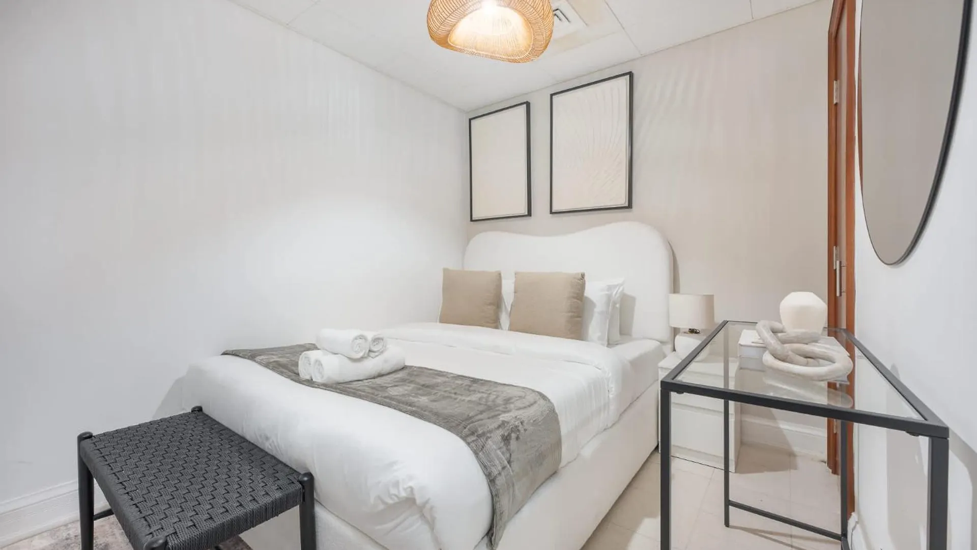 Prime 2Br Near Marina Mall & Tram Dubai 0*,  United Arab Emirates
